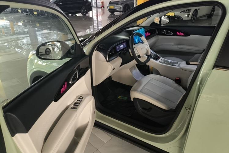 Used Geely Galaxy Geome 2025 UP 410km Exploration+ Edition Driver Seat