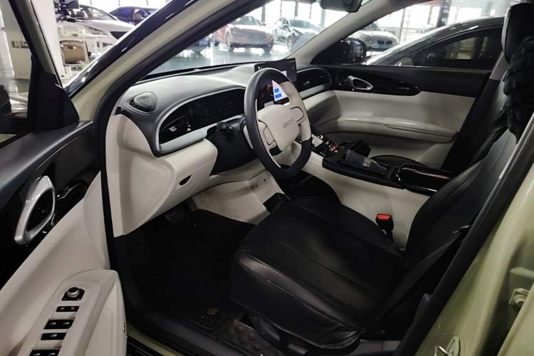 Used Geely Galaxy Geome 2025 UP 410km Exploration Edition Driver Seat