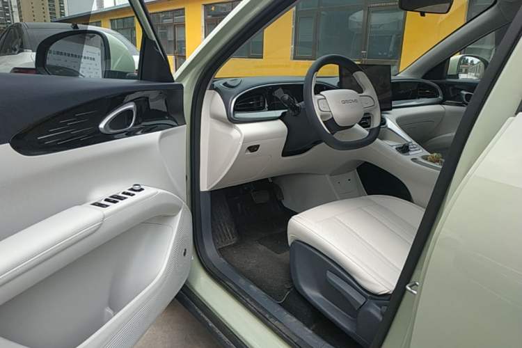 Used Geely Galaxy Geome 2025 310km Dream Edition Driver Seat