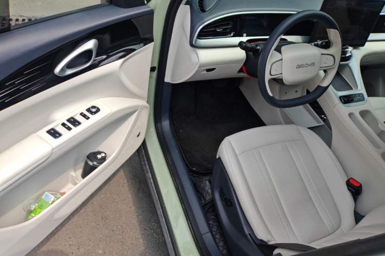 Used Geely Galaxy Geome 2025 UP 410km Exploration Edition Driver Seat