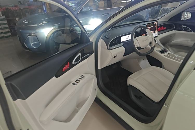 Used Geely Galaxy Geome 2025 UP 410km Exploration+ Edition Driver Seat