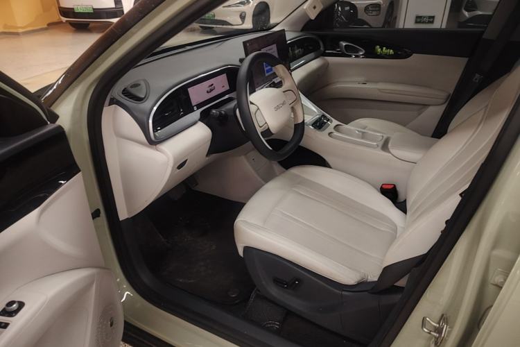 Used Geely Galaxy Geome 2025 UP 410km Exploration+ Edition Driver Seat