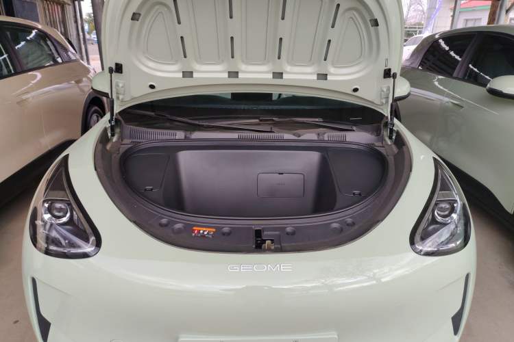 Used Geely Galaxy Geome 2025 310km Youth Edition Engine Bay