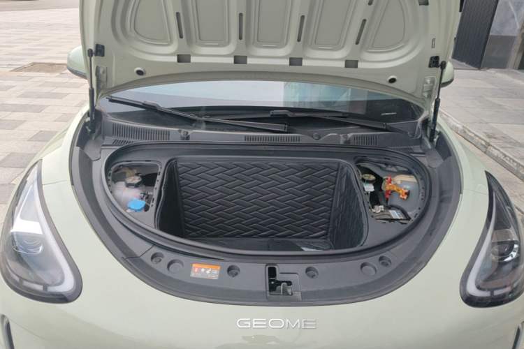 Used Geely Galaxy Geome 2025 UP 410km Exploration Edition Engine Bay
