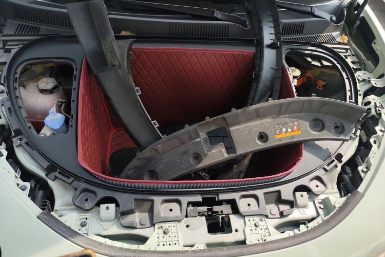 Used Geely Galaxy Geome 2025 UP 410km Exploration Edition Engine Bay