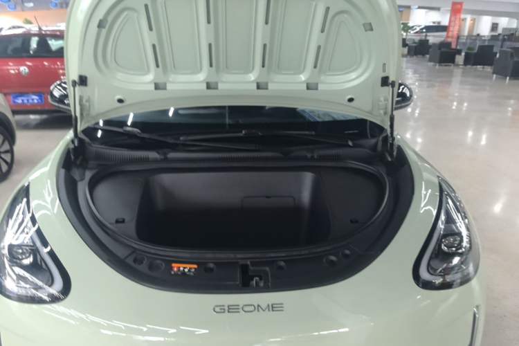 Used Geely Galaxy Geome 2025 UP 410km Exploration+ Edition Engine Bay