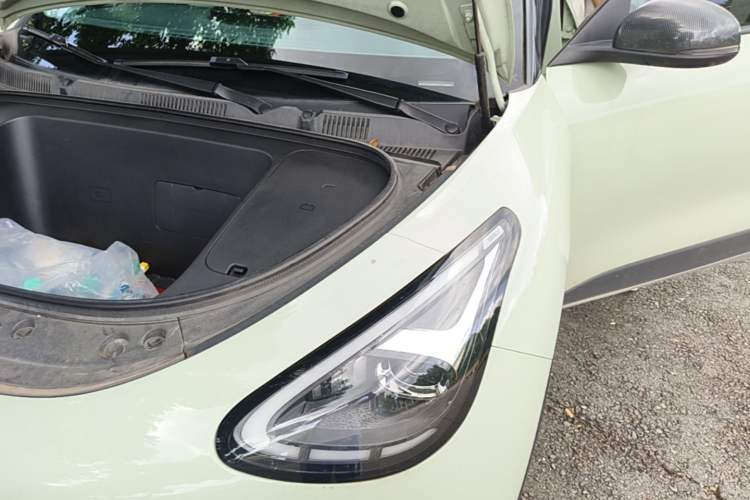 Used Geely Galaxy Geome 2025 UP 410km Exploration Edition Engine Bay Left