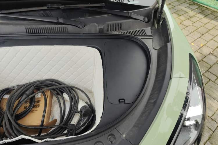 Used Geely Galaxy Geome 2025 UP 410km Exploration Edition Engine Bay Left