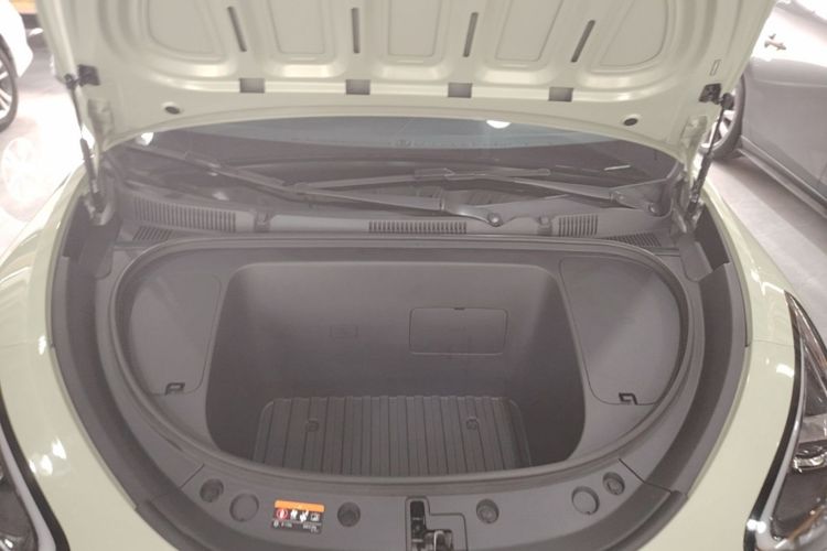 Used Geely Galaxy Geome 2025 410 km Free Version Engine Bay