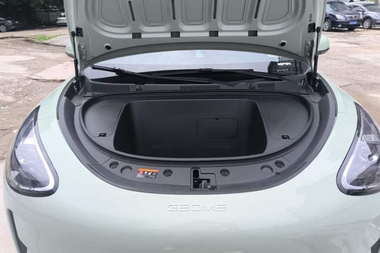 Used Geely Galaxy Geome 2025 310km Youth Edition Engine Bay