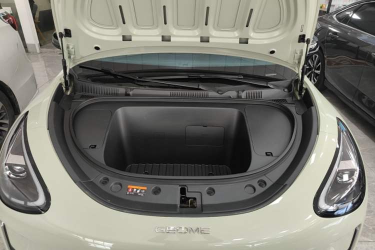 Used Geely Galaxy Geome 2025 310km Dream Edition Engine Bay