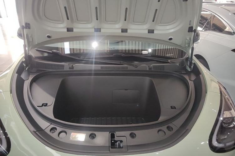 Used Geely Galaxy Geome 2025 UP 410km Exploration+ Edition Engine Bay