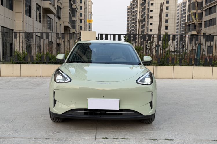Used Geely Galaxy Geome 2025 UP 410km Exploration Edition Exterior 1