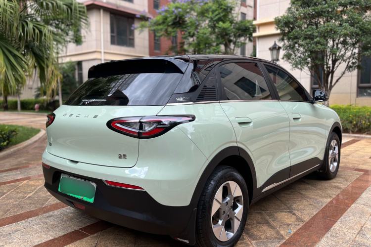 Used Geely Galaxy Geome 2025 UP 410km Exploration+ Edition Exterior 3