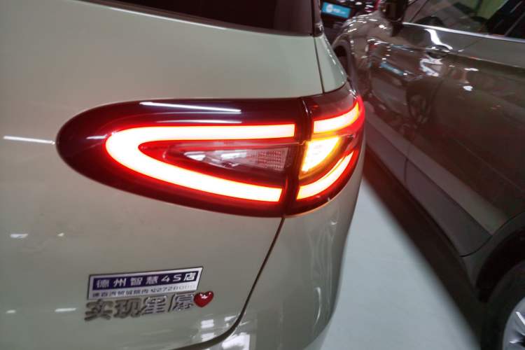 Used Geely Galaxy Geome 2025 UP 410km Exploration+ Edition Exterior 3