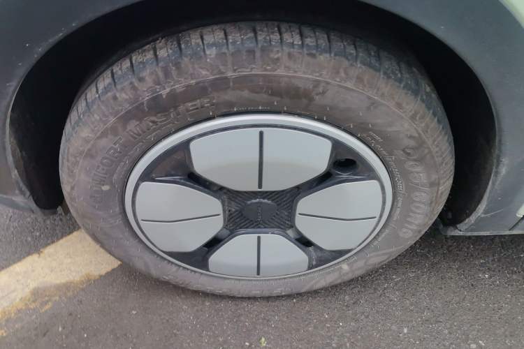 Used Geely Galaxy Geome 2025 310km Youth Edition Exterior 4