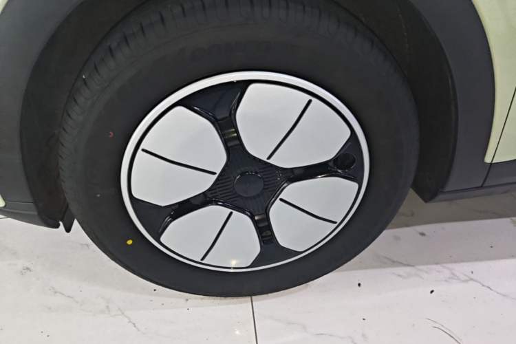 Used Geely Galaxy Geome 2025 310km Youth Edition Exterior 4