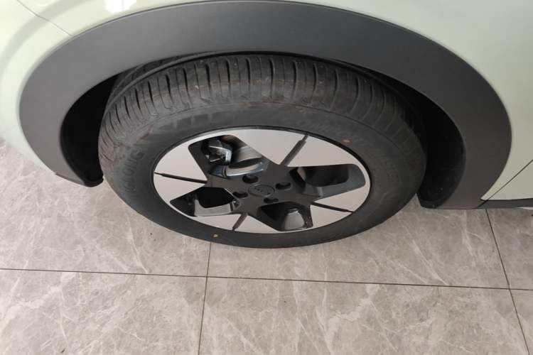Used Geely Galaxy Geome 2025 310km Dream Edition Exterior 4