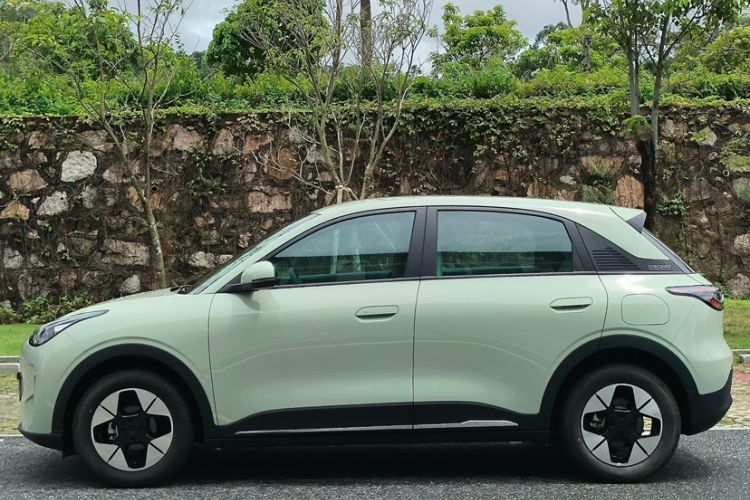 Used Geely Galaxy Geome 2025 310km Dream Edition Exterior 5