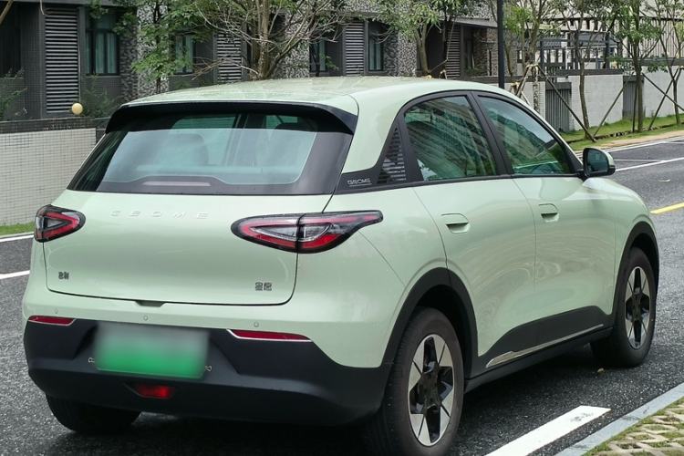 Used Geely Galaxy Geome 2025 310km Dream Edition Exterior 5
