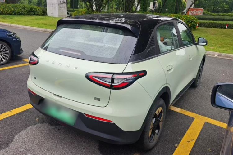 Used Geely Galaxy Geome 2025 UP 410km Exploration+ Edition Exterior 5