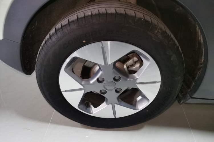 Used Geely Galaxy Geome 2025 UP 410km Exploration+ Edition Exterior 5