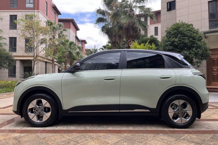 Used Geely Galaxy Geome 2025 UP 410km Exploration+ Edition Exterior 7
