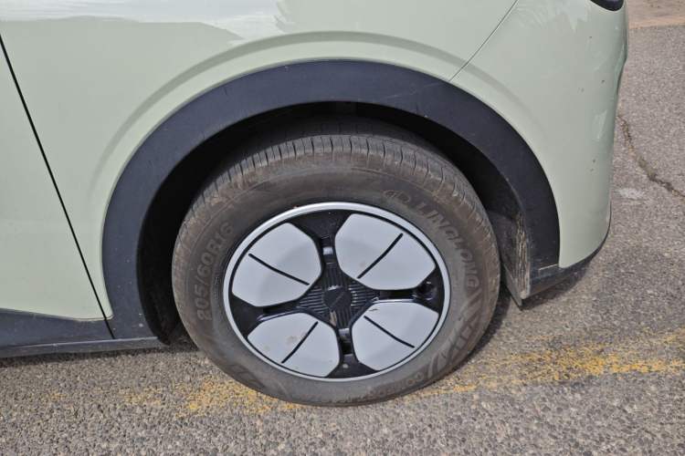 Used Geely Galaxy Geome 2025 310km Youth Edition Exterior 7