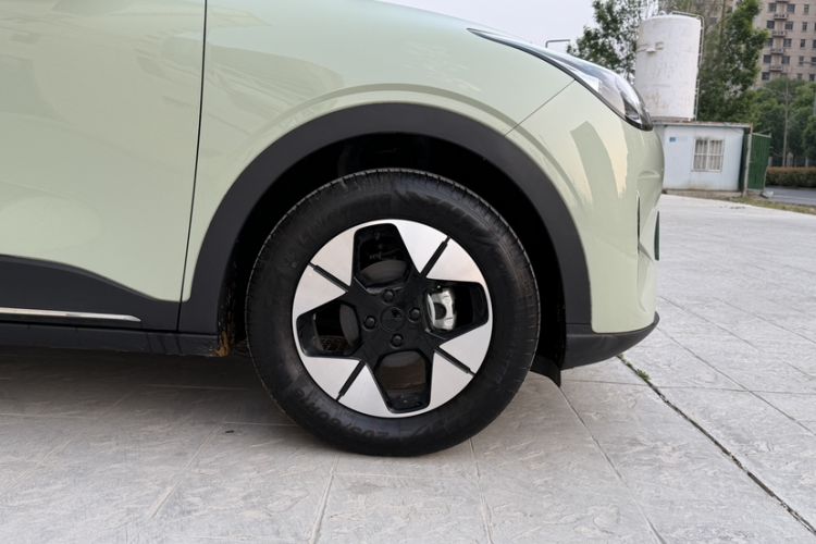 Used Geely Galaxy Geome 2025 UP 410km Exploration Edition Exterior 7