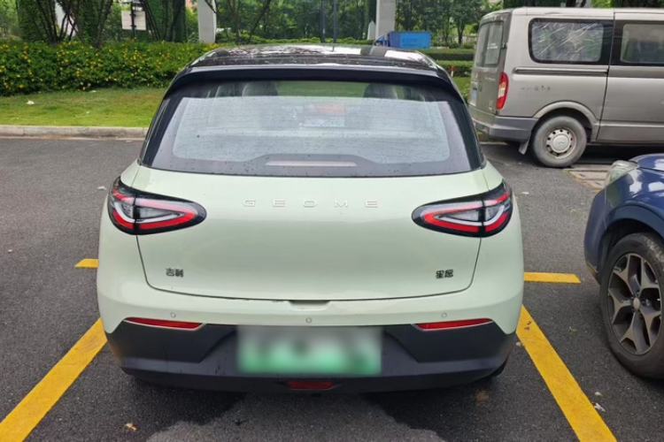 Used Geely Galaxy Geome 2025 UP 410km Exploration+ Edition Exterior 9