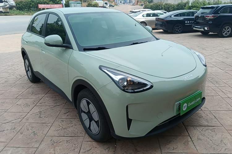 Used Geely Galaxy Geome 2025 310km Youth Edition Front Right 45 Deg