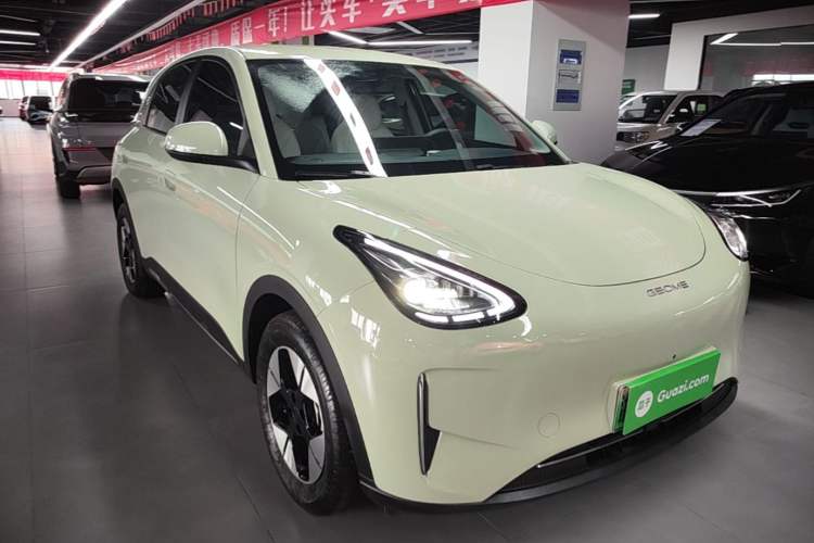 Used Geely Galaxy Geome 2025 410 km Free Version Front Right 45 Deg