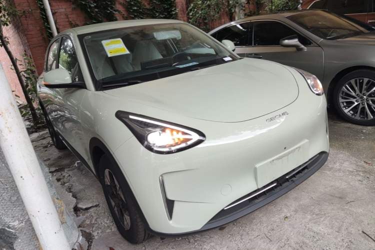 Used Geely Galaxy Geome 2025 310km Dream Edition Front Right 45 Deg