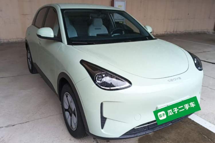 Used Geely Galaxy Geome 2025 410 km Free Version Front Right 45 Deg