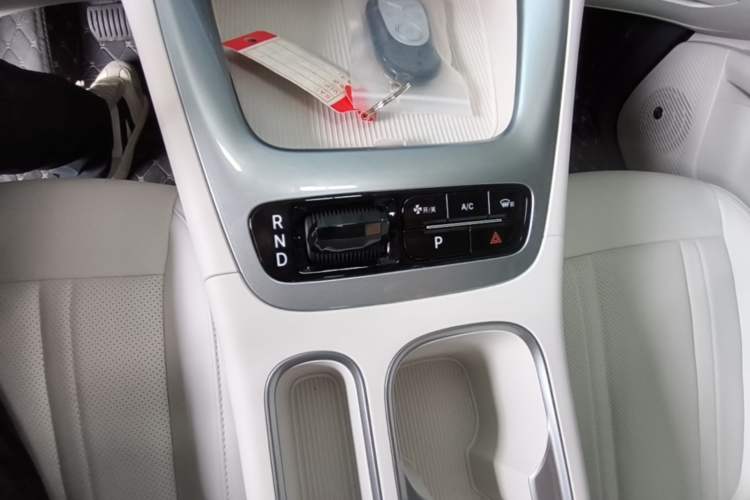 Used Geely Galaxy Geome 2025 310km Dream Edition Gear Lever