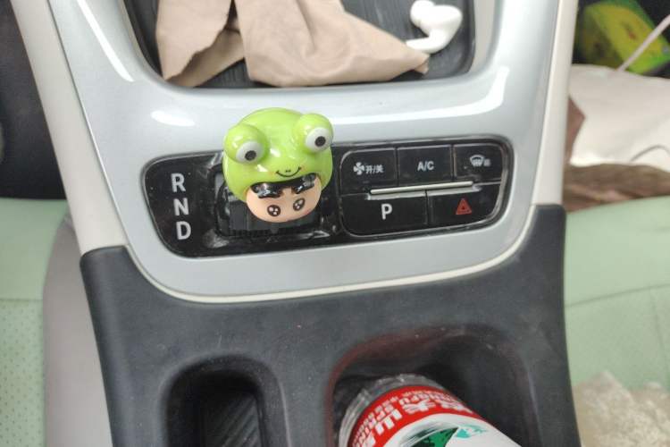 Used Geely Galaxy Geome 2025 410 km Free Version Gear Lever