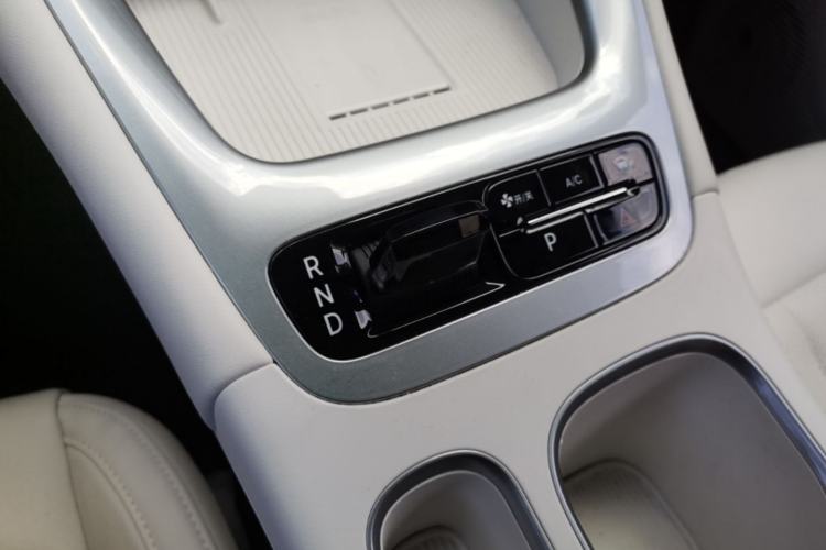 Used Geely Galaxy Geome 2025 UP 410km Exploration+ Edition Gear Lever