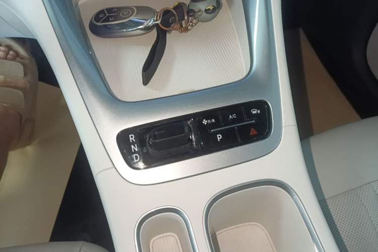 Used Geely Galaxy Geome 2025 310km Dream Edition Gear Lever