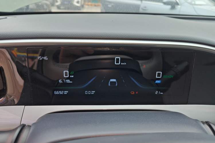 Used Geely Galaxy Geome 2025 310km Youth Edition Instrument Cluster