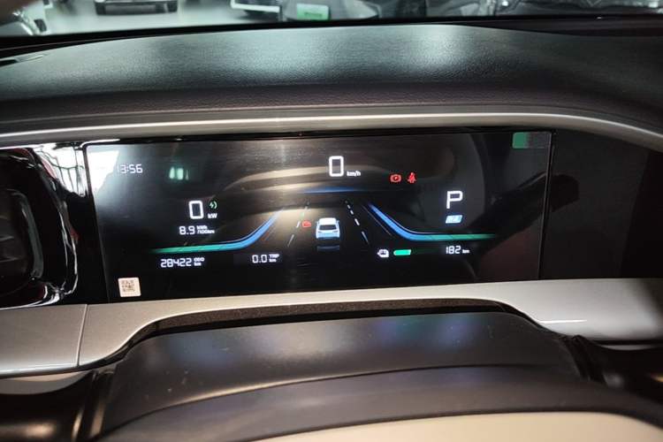 Used Geely Galaxy Geome 2025 410 km Free Version Instrument Cluster