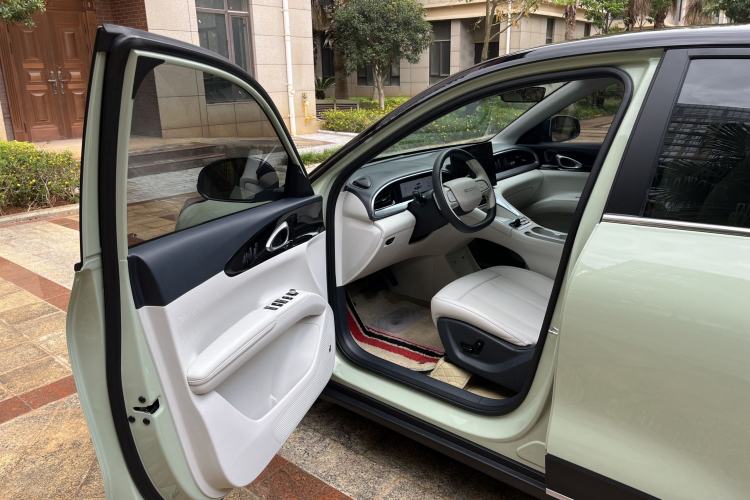 Used Geely Galaxy Geome 2025 UP 410km Exploration+ Edition Interior 1
