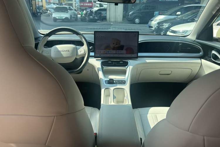Used Geely Galaxy Geome 2025 UP 410km Exploration Edition Interior 1