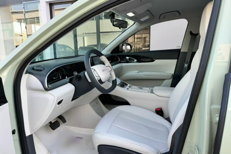 Used Geely Galaxy Geome 2025 310km Youth Edition Interior 2
