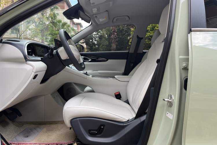 Used Geely Galaxy Geome 2025 UP 410km Exploration+ Edition Interior 2