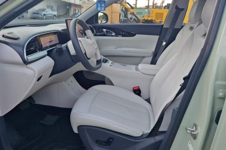 Used Geely Galaxy Geome 2025 UP 410km Exploration+ Edition Interior 2