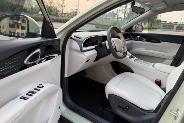 Used Geely Galaxy Geome 2025 UP 410km Exploration Edition Interior 2