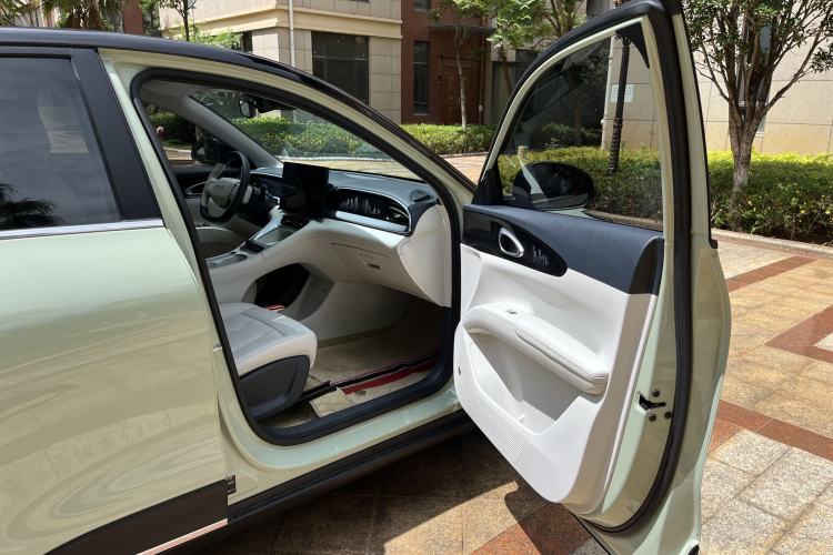 Used Geely Galaxy Geome 2025 UP 410km Exploration+ Edition Interior 3