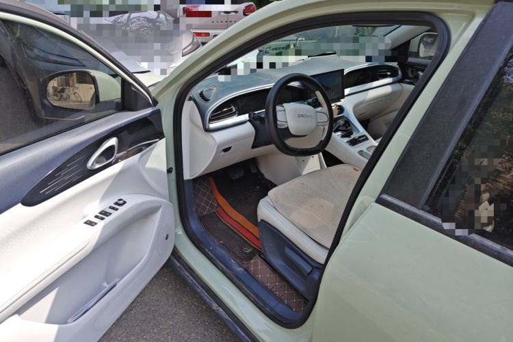 Used Geely Galaxy Geome 2025 310km Youth Edition Interior 3