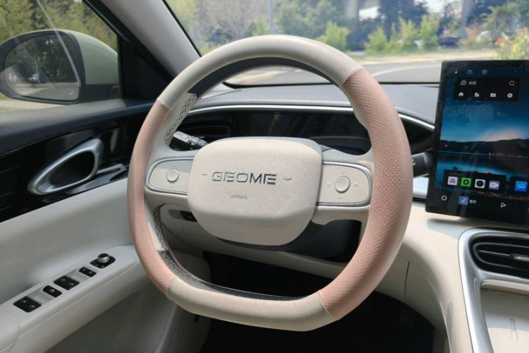 Used Geely Galaxy Geome 2025 310km Dream Edition Interior 3