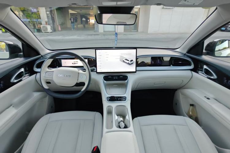 Used Geely Galaxy Geome 2025 UP 410km Exploration+ Edition Interior 4